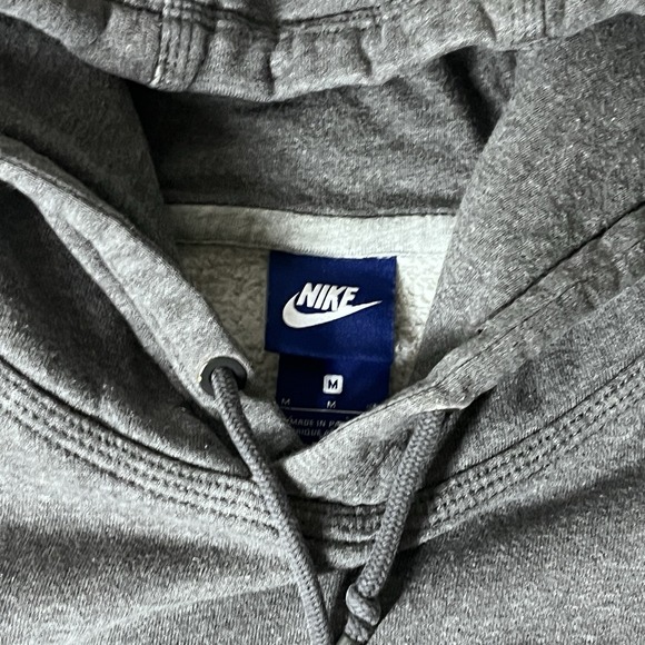 Nike Men's Embroidered Swoosh Pullover Hoodie Men's Size Medium, Grey - Picture 3 of 6